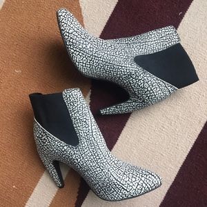 New Ibiza brand 80's heels size 8.5.
